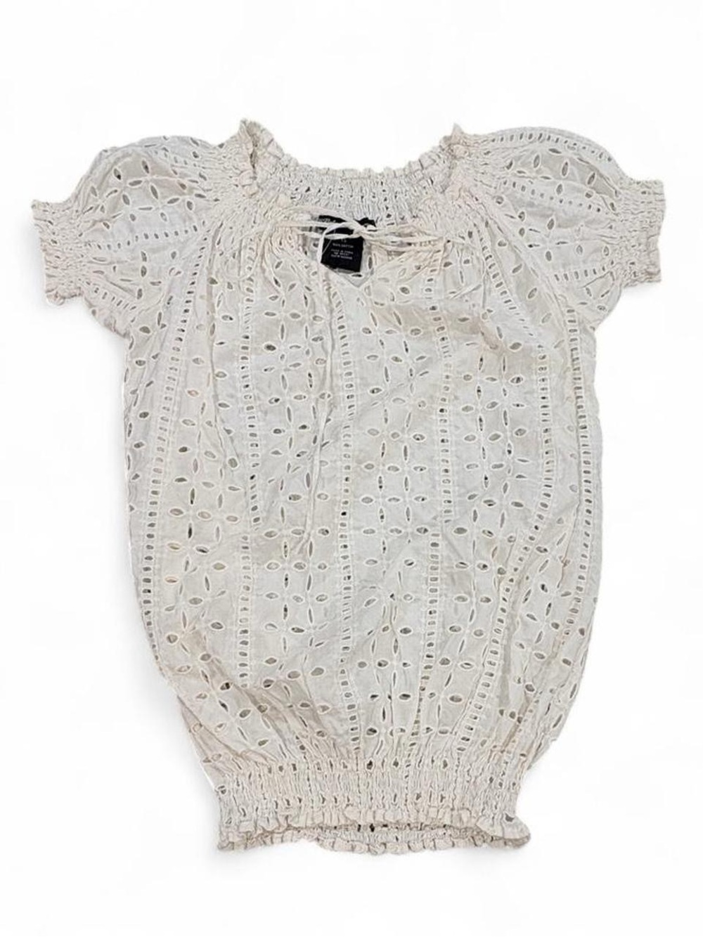 Y2K Vintage Hale Bob white eyelet boho peasant blouse with tie front detail